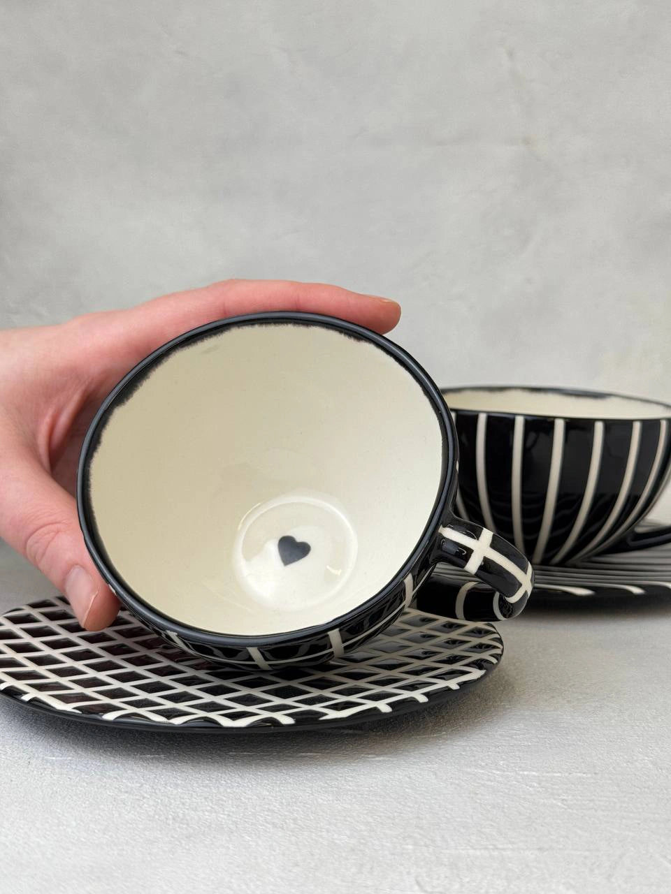 Porcelain Striped Cup 180 ml