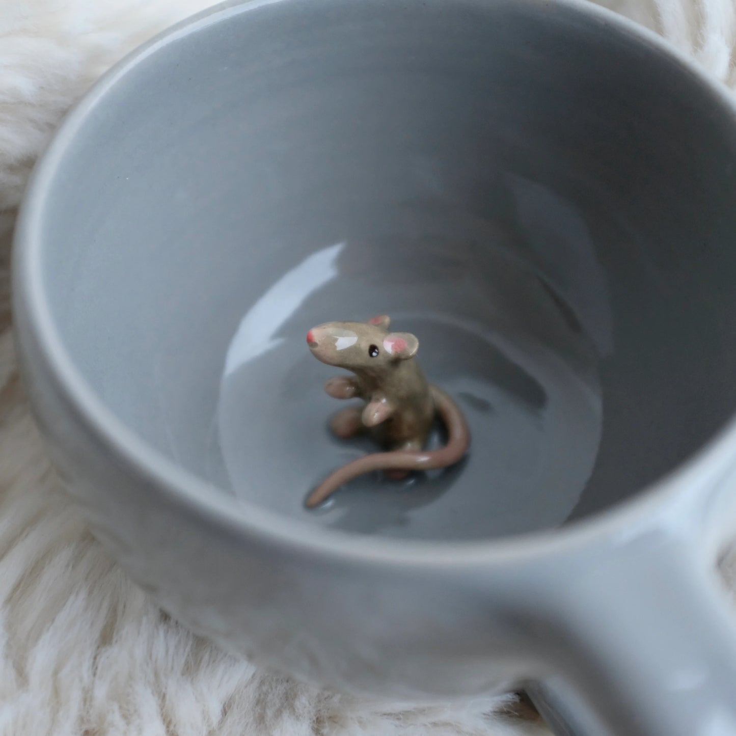 Peeking Mouse Mug, 320 ml