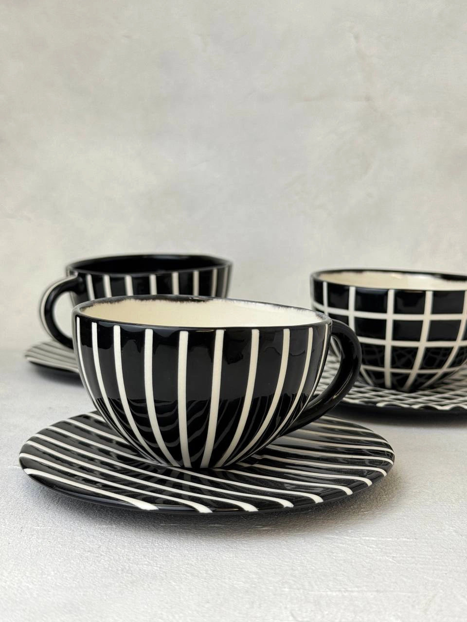 Porcelain Striped Cup 180 ml