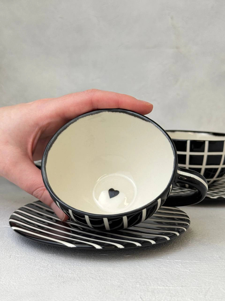 Porcelain Striped Cup 180 ml